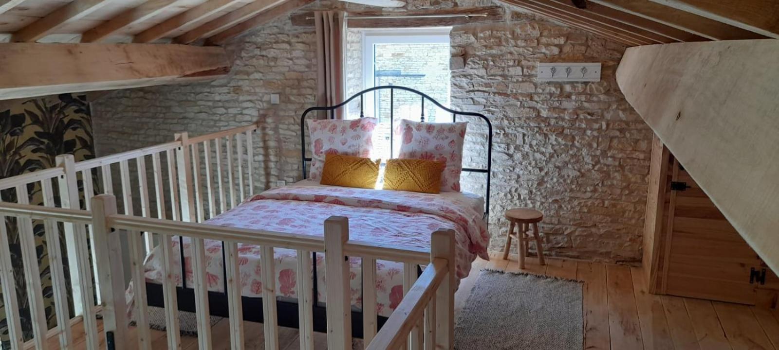 La Galuche Bed & Breakfast Angliers  Dış mekan fotoğraf